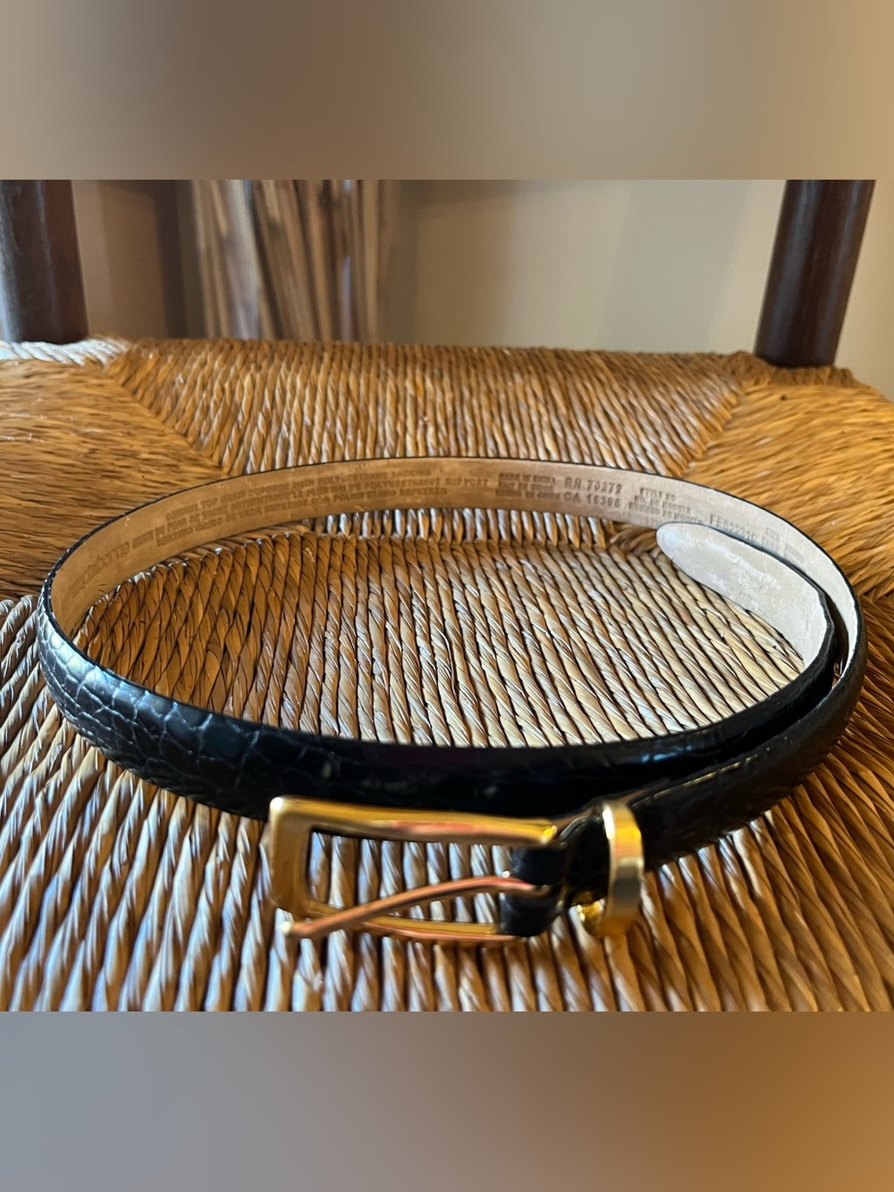 VINTAGE Liz Claiborne Black Croc Embossed Leather Gold Buckle Belt - Size M